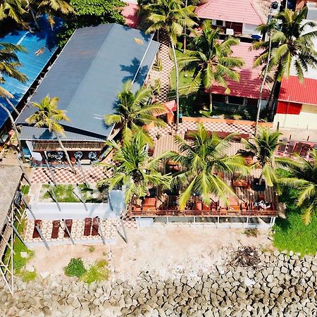 Black Beach Resort Varkala Luaran gambar