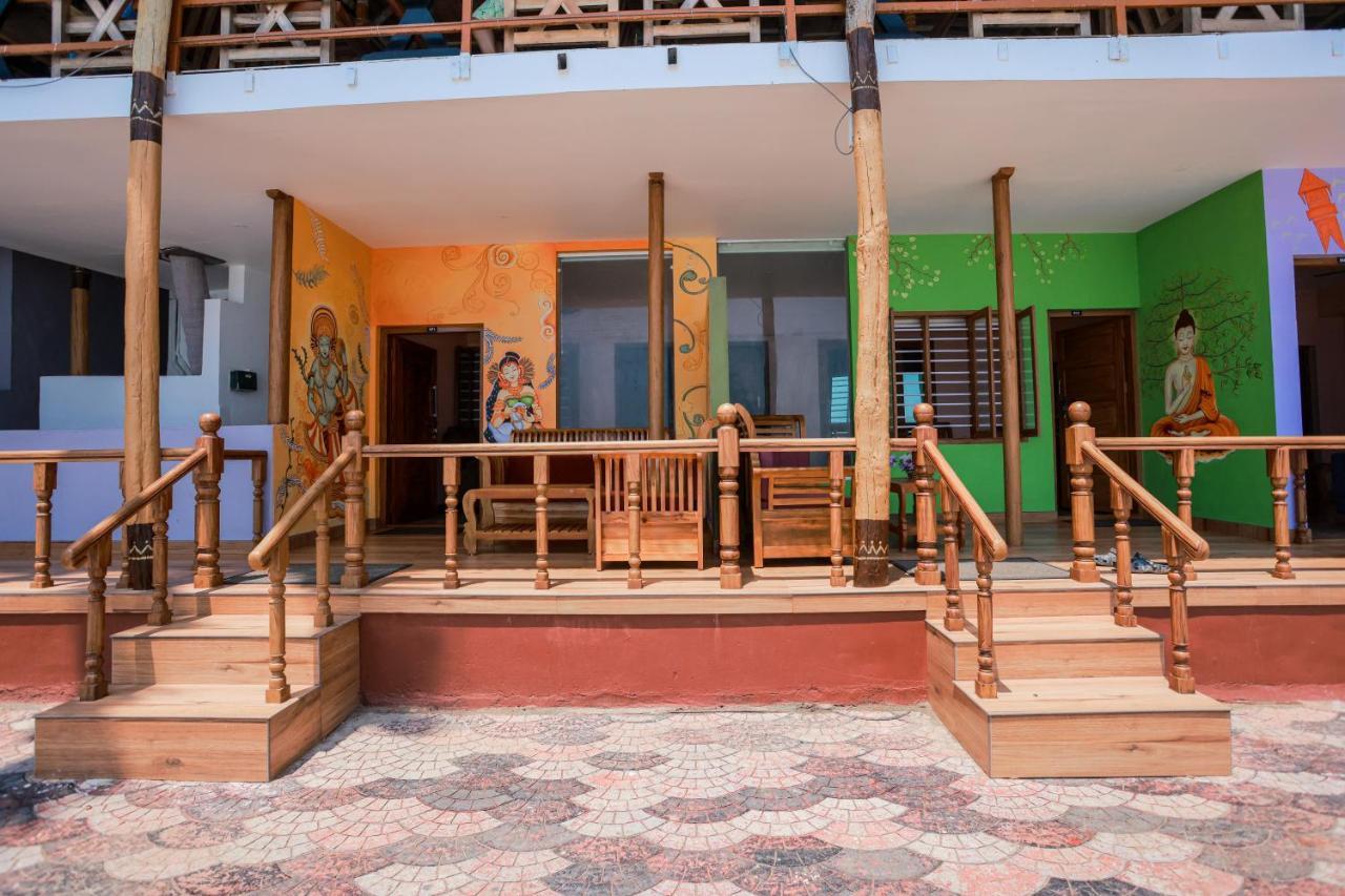 Black Beach Resort Varkala Luaran gambar