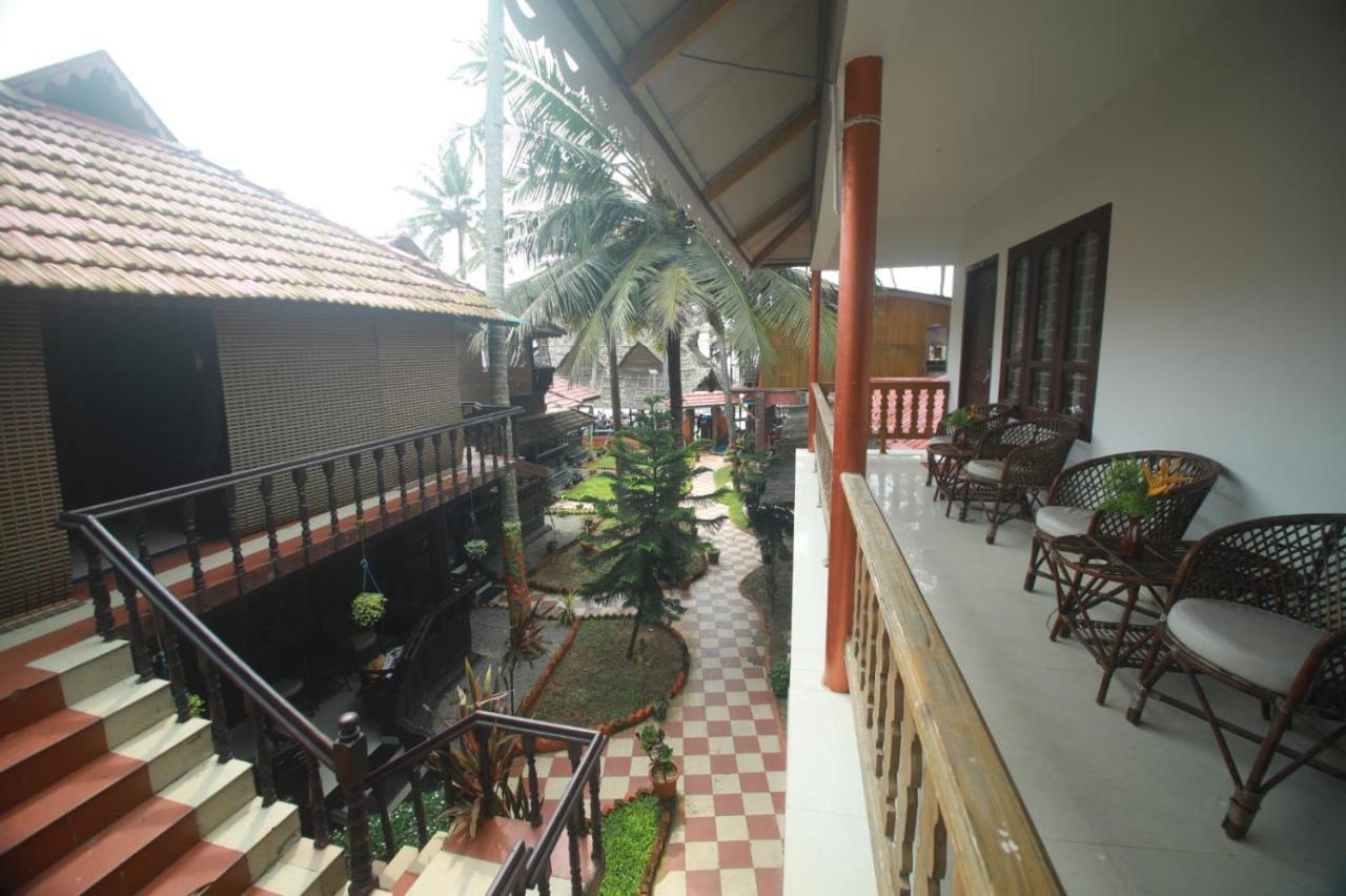 Black Beach Resort Varkala Luaran gambar