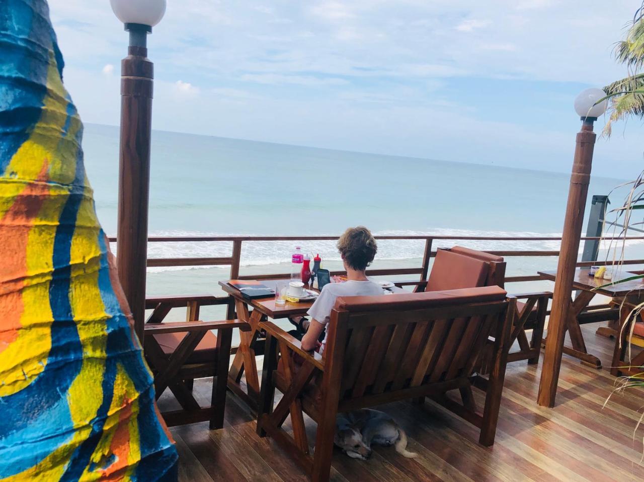 Black Beach Resort Varkala Luaran gambar