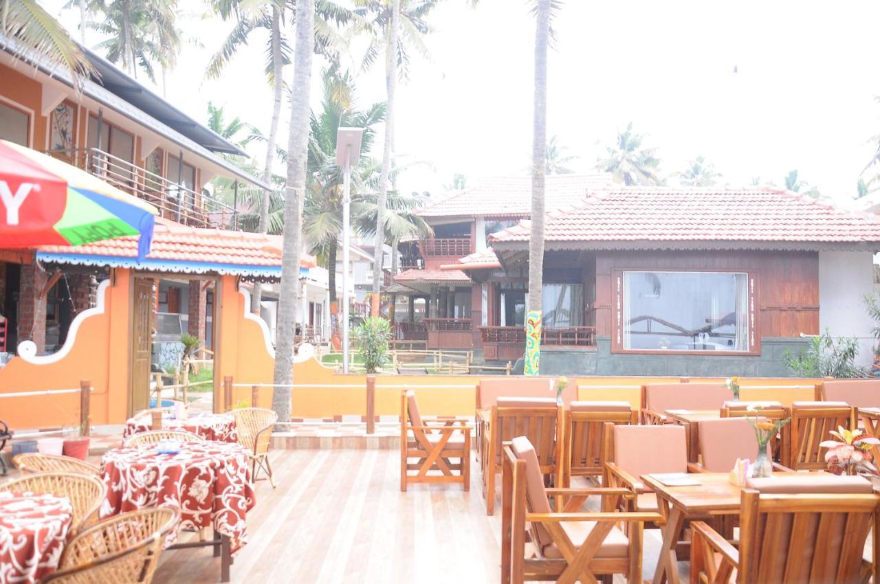 Black Beach Resort Varkala Luaran gambar