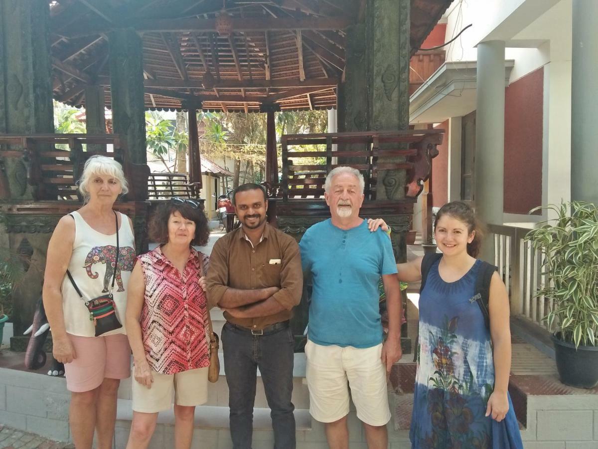 Black Beach Resort Varkala Luaran gambar